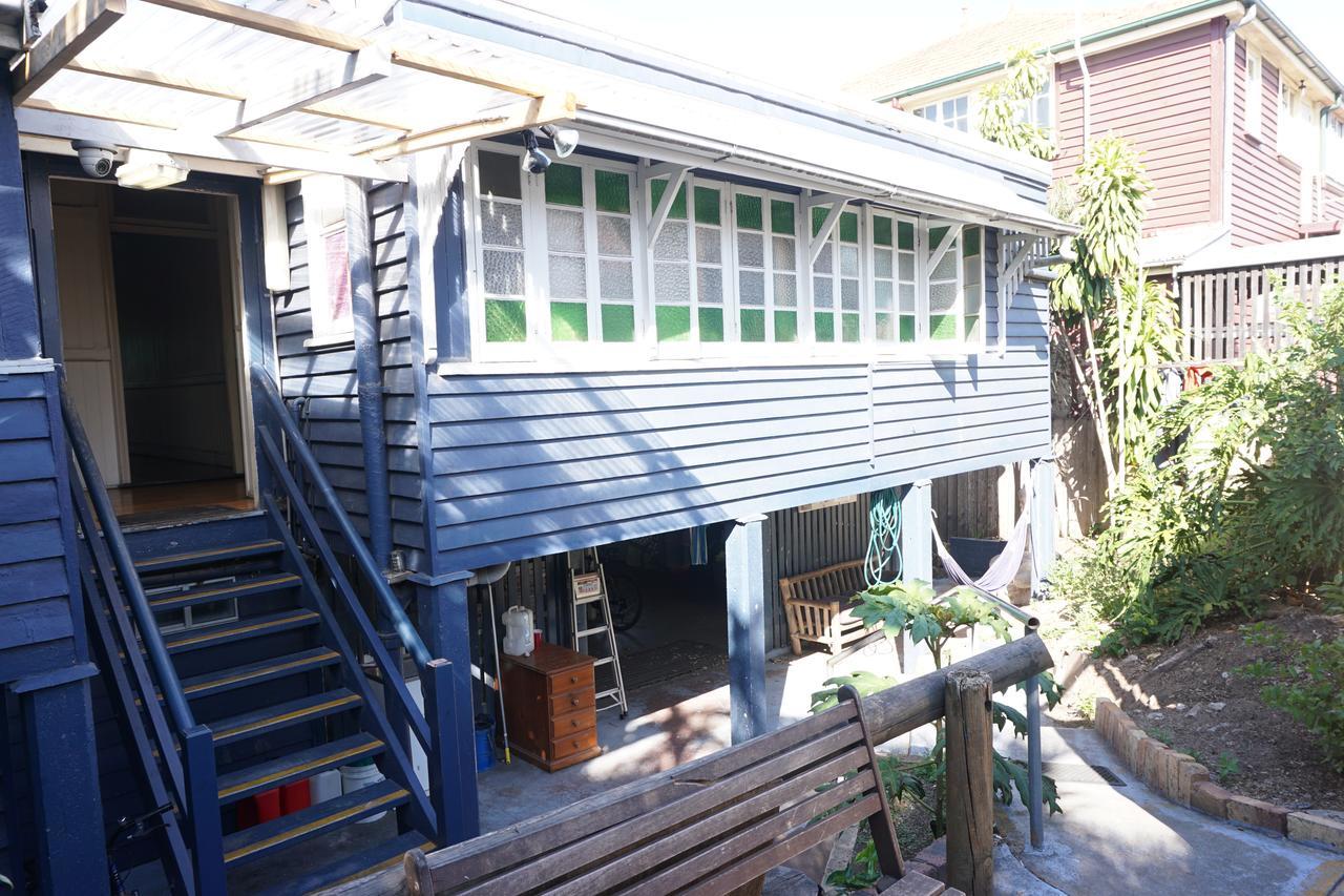 Bluetongue Backpackers Hostel Brisbane Exterior photo
